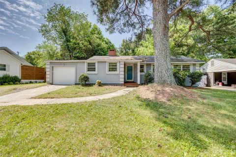 1136 Woodlawn Road