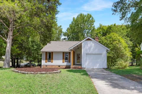 11201 Vintage Lane