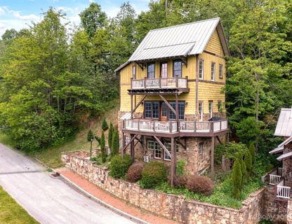 95 Breakaway Trail sold home in Breakaway, Mars Hill, NC