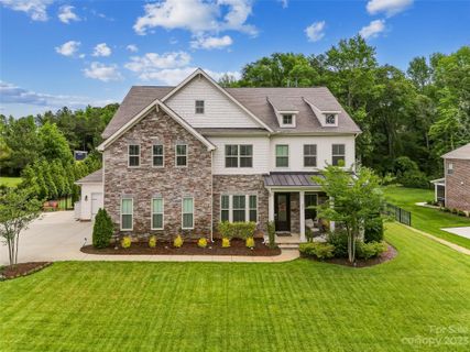 201 Barlow Street sold home in Wyndmoor, Marvin, NC