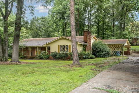 140 Summerlea Drive