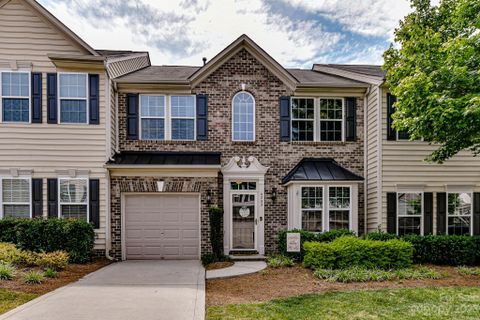 4737 Mount Royal Lane