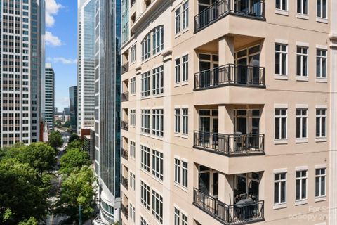 230 S Tryon Street 906 sold home in 230 South Tryon, Charlotte, NC