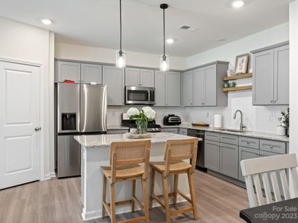 225 Quinn Road