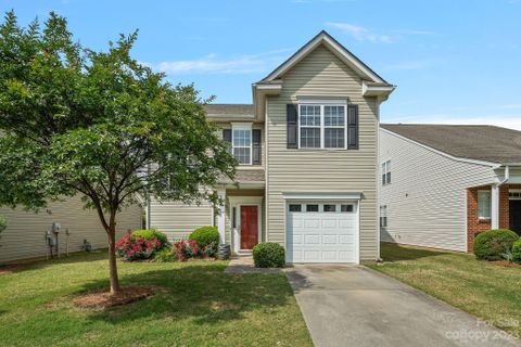 9329 Longstone Lane sold home in Daventry At Southampton Commons, Charlotte, NC