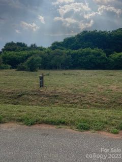 5521 Harvest Hills Road sold home in Harvest Hills, Bessemer City, NC