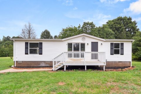 2135 Frog Pond Drive sold home in Brown Borough, Clover, SC