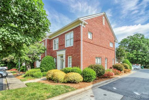 2538 Dilworth Heights Lane
