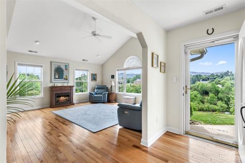 323 Hemlock Springs Trail