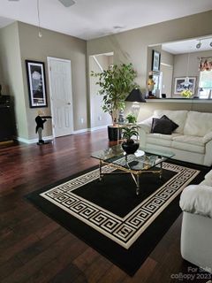 3045 Mannington Drive