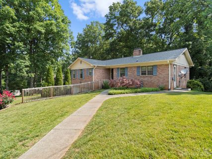 110 Rockview Lane sold home in West Park, Morganton, NC