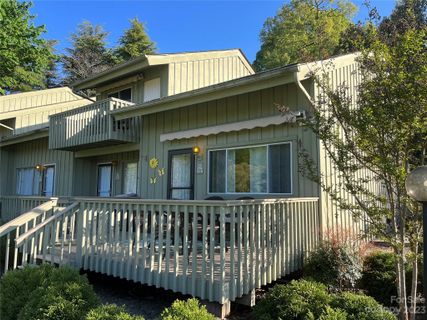 153 Fox Run Boulevard