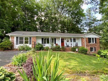 129 Long John Drive sold home in Long John Mt Estates, Hendersonville, NC