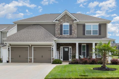 2304 Tessa Trace