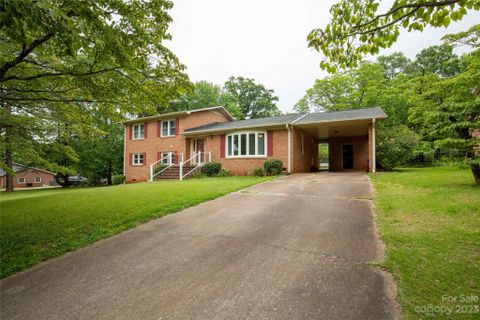 690 Bancroft Drive