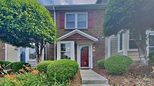 8225 Pineville Matthews Road E sold home in Dunhill Court, Charlotte, NC