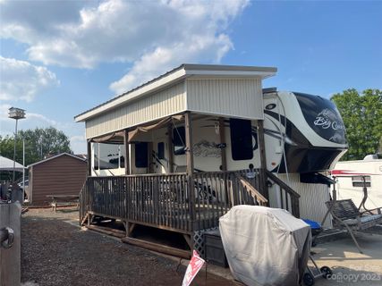 108 Grand View Drive