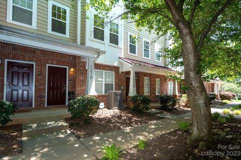 1216 Taliesin Court