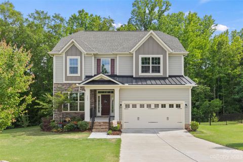 721 Laurel Oaks Court