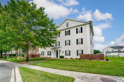 4048 Town Center Road