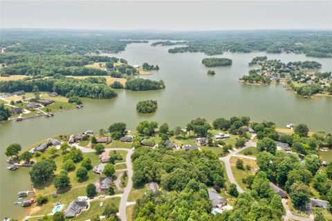 169 171 Harbor Point Drive sold home in Harbor Point, Cherryville, NC