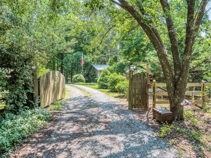 6517 Shaw Avenue sold home in Mccain Park, Waxhaw, NC