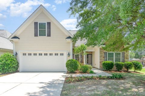 13208 Rebecca Run Drive sold home in Eastfield Village, Charlotte, NC