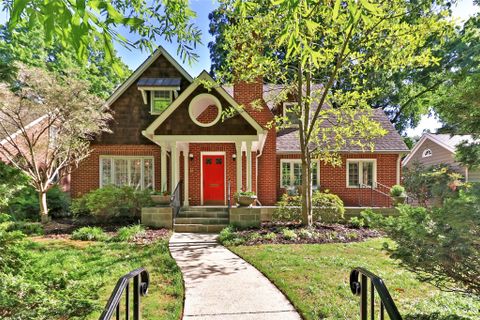 735 Romany Road