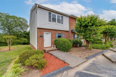 1525 Point Road sold home in Pointe Wylie, Belmont, NC