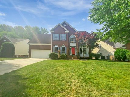 15639 Donnington Drive sold home in Kenilworth, Charlotte, NC