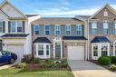 318 Shingleoak Drive sold home in Lake Wylie, SC