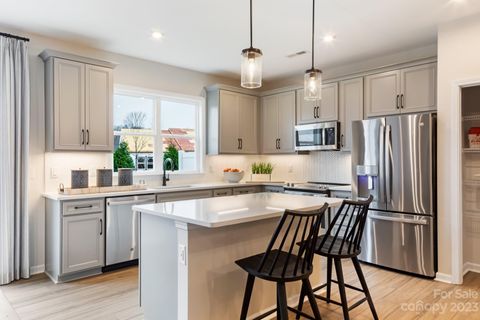 2026 Howell Creek Way sold home in Pergola at Farmington, Charlotte, NC