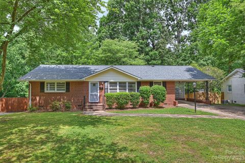 3549 Woodleaf Road