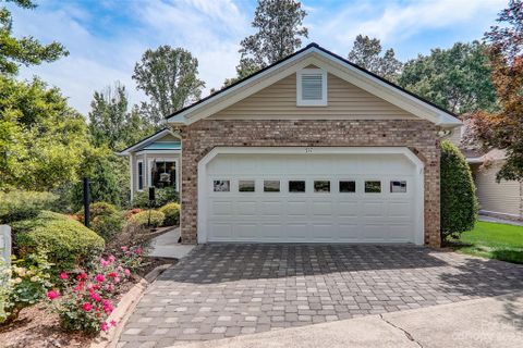 517 Belvidere Court