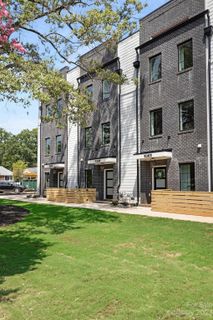 3032 Cobbs Hill Road