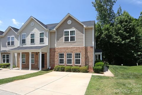 847 Plaza Walk Drive