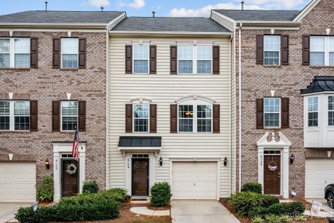 6138 Rockefeller Lane