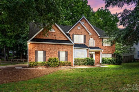 12524 Vantage Point Lane sold home in Barkley, Huntersville, NC