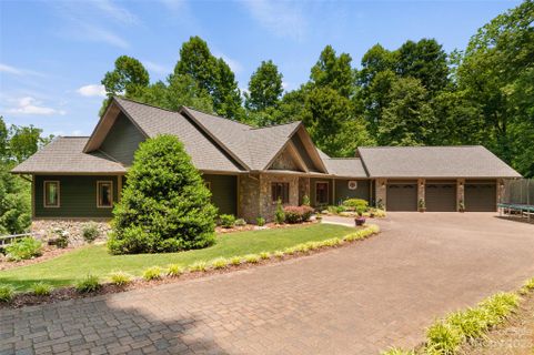 188 Begonia Drive sold home in Sanctuary Cove, Waynesville, NC