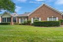 9039 Grand Oak Drive sold home in Charlotte, SC