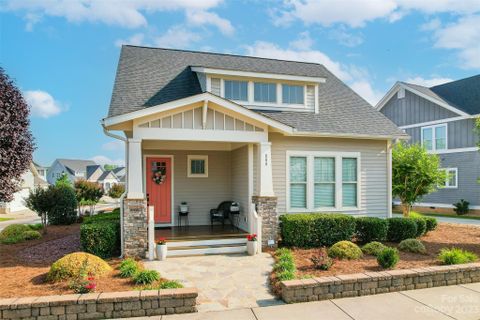 800 Bluff Loop Road