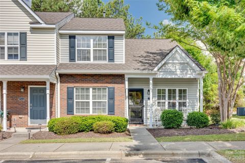 564 Greenway Drive