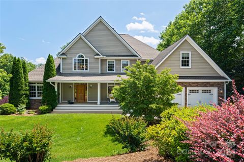 16 Sterling Run Drive sold home in Sterling, Fletcher, NC