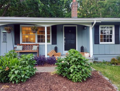 30 Fox Run Drive sold home in Fox Run, Fairview, NC