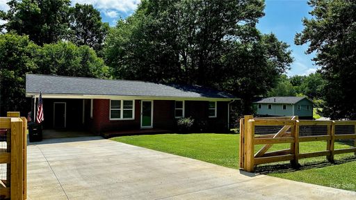 104 Gaddis Drive sold home in Lakewood, Mount Holly, NC