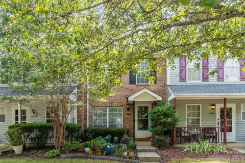 8277 Golf Ridge Drive sold home in Crestview, Charlotte, NC