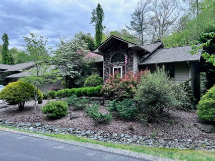 16 Duya Court