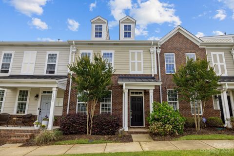 136 Morning Mist Lane