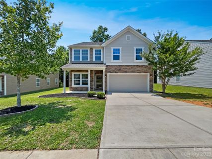 466 Dutch White Drive