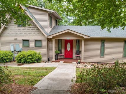 10617 Willow Oak Road